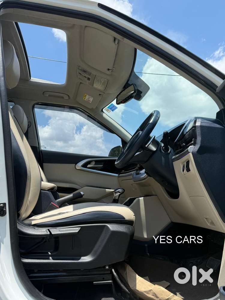 Kia Carens 1.4 Luxury Plus 6 Str, 2023, Petrol