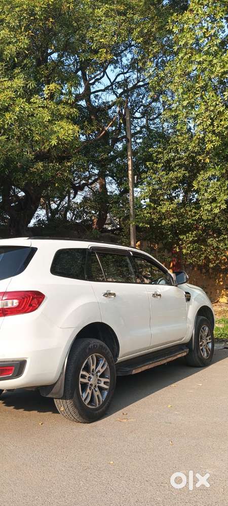 Ford Endeavour 3.2 Titanium At 4x4, 2017, Diesel