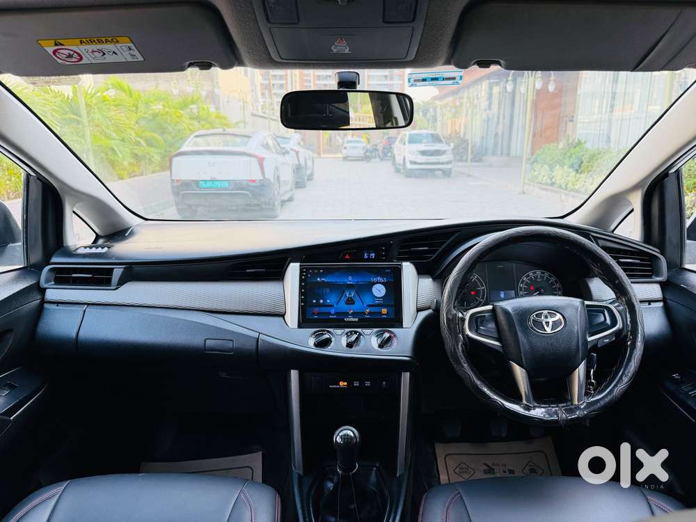 Toyota Innova Crysta 2.4 G Mt, 2022, Diesel