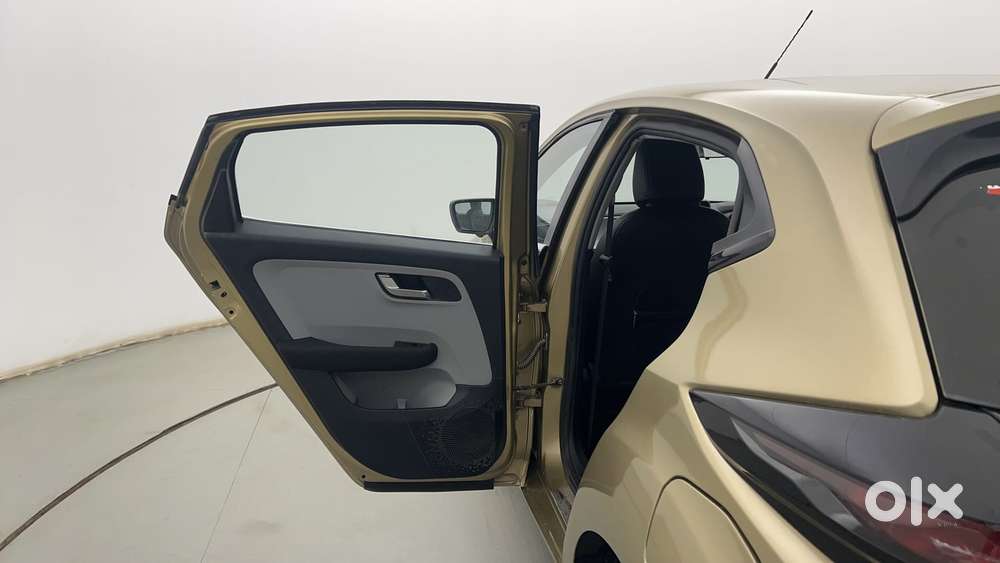Tata Altroz Xz, 2020, Petrol