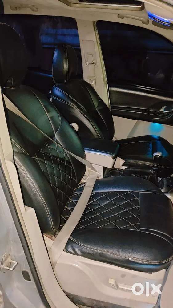 Mahindra Xuv500 2wd 2015