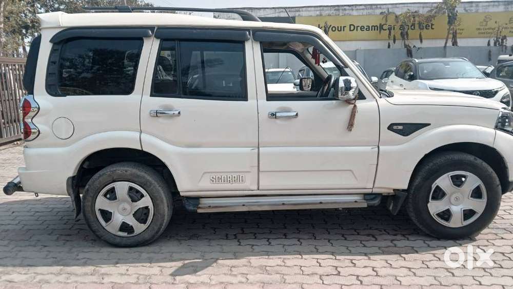 Mahindra Scorpio