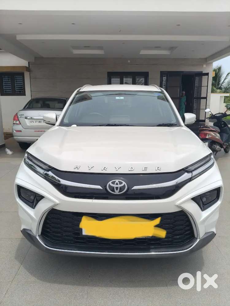 Toyota Urban Cruiser Hyryder 2024 Petrol 15500 Km Driven