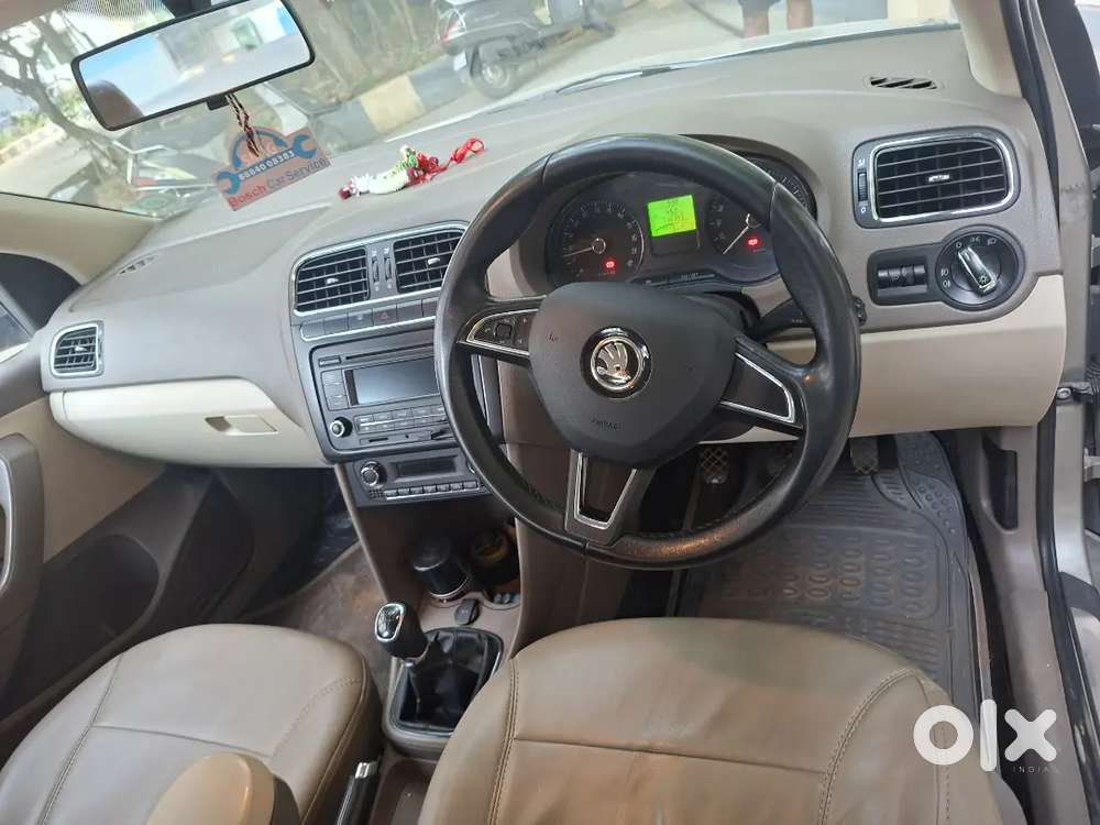 Skoda Rapid Elegance 2014 Diesel Manual