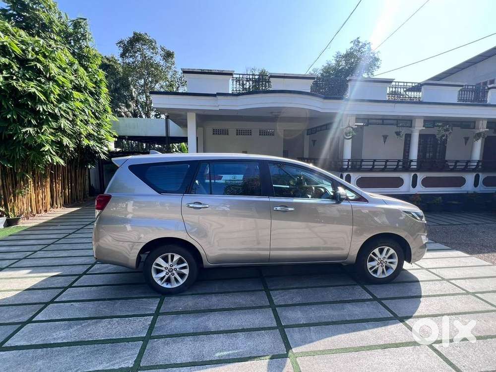 Toyota Innova Crysta 2018 Diesel Well Maintained