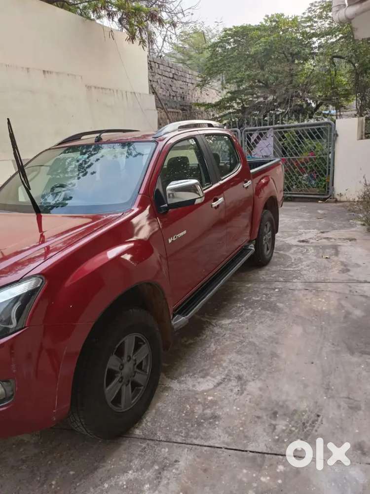 Isuzu D-max V-cross 2018