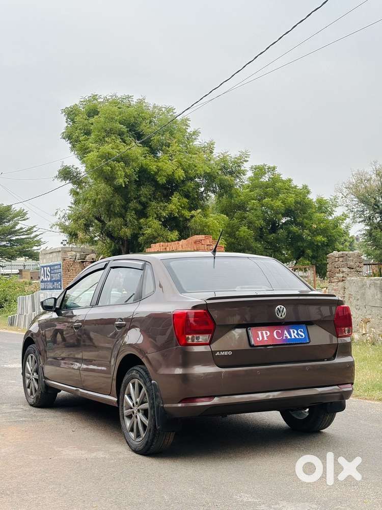 Volkswagen Vento 1.6 Highline, 2019, Petrol