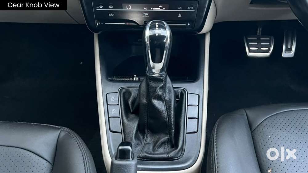 Skoda Slavia Ambition 1.0l Tsi At, 2024, Petrol
