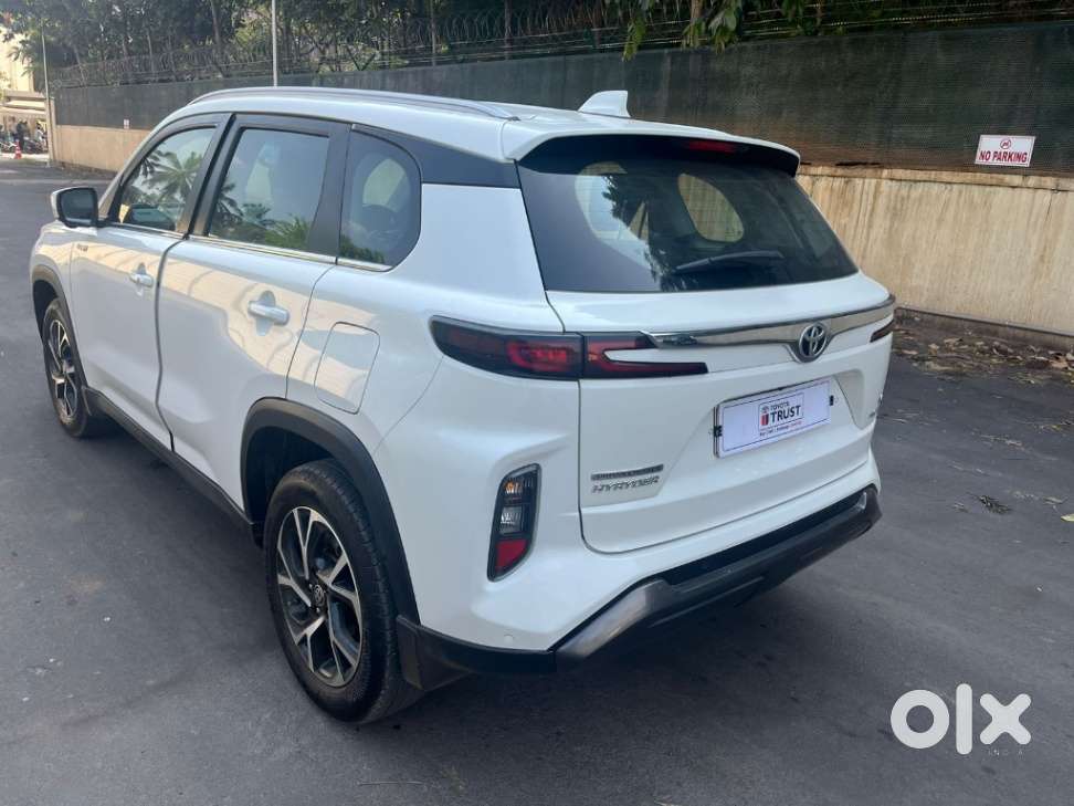 Toyota Urban Cruiser Hyryder 1.5 V Hybrid, 2023, Petrol