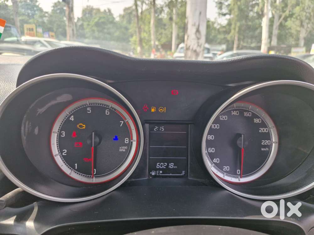 Maruti Suzuki Swift Vxi + Manual, 2024, Petrol