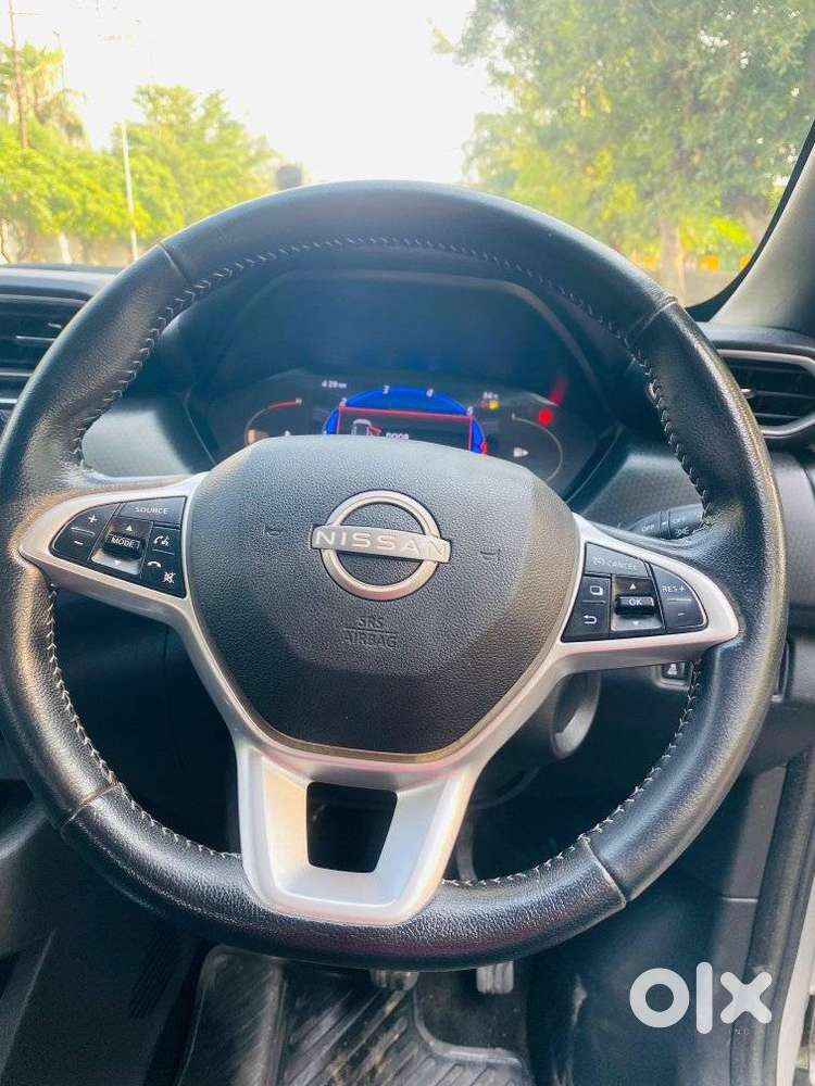Nissan Magnite 1.0 Xv Turbo Cvt, 2022, Petrol