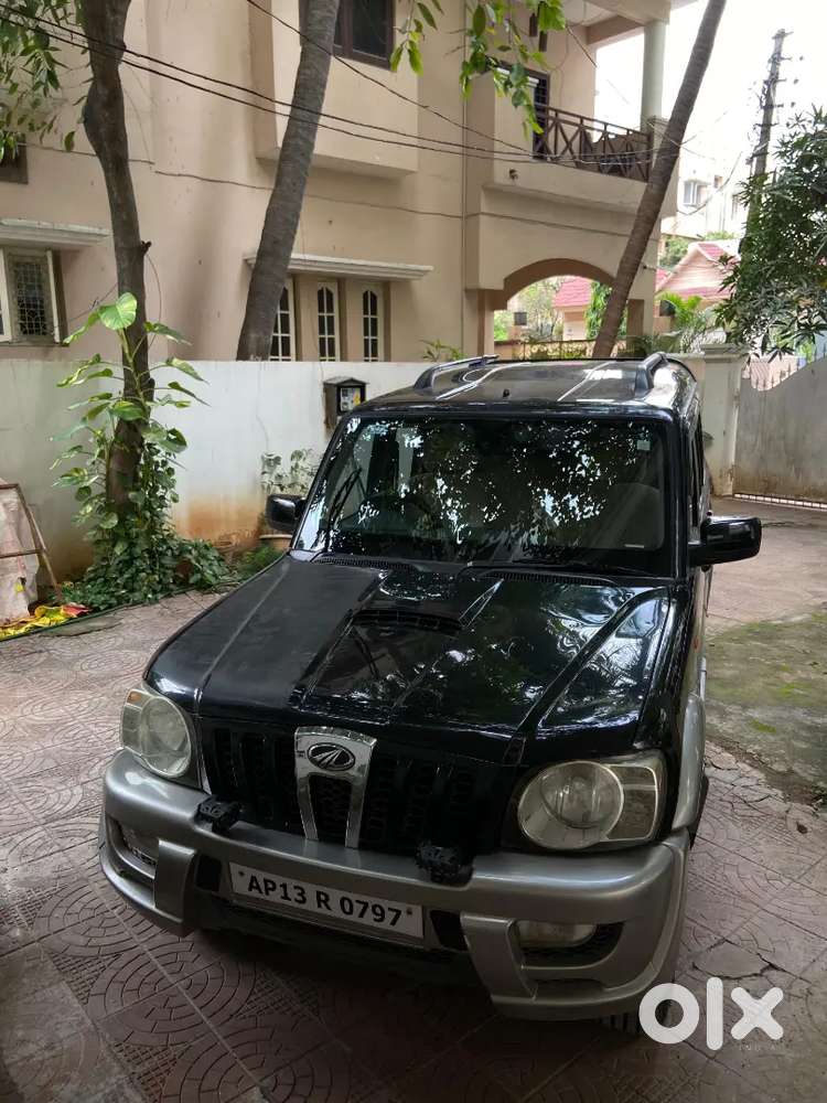 Mahindra Scorpio 2010 Car Manual