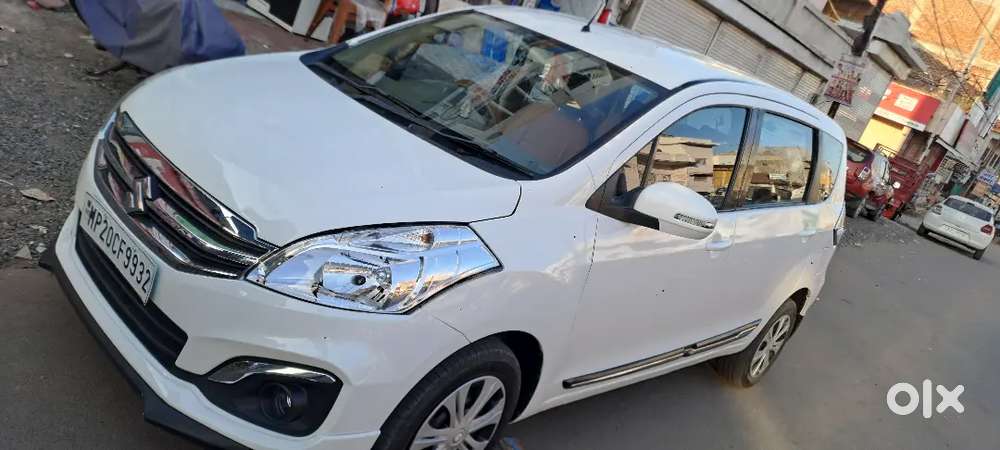 Showroom Condition. No Screth, No Dant.