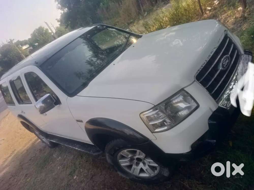 Ford Endeavour 2009