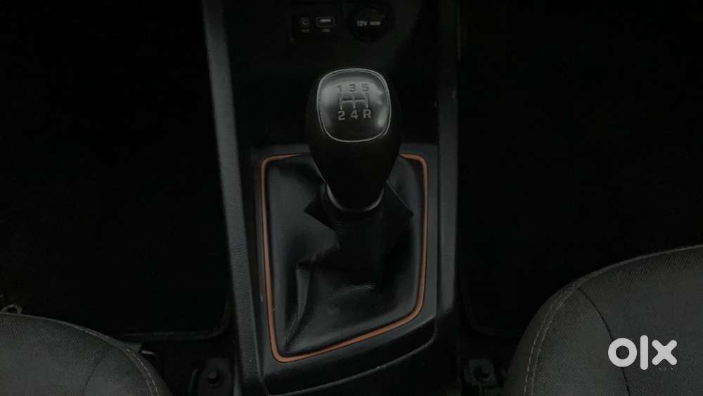 Hyundai Elite I20 Asta Option, 2017, Petrol