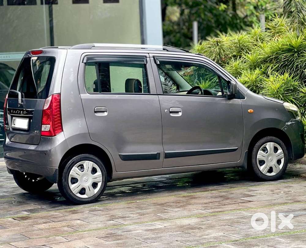 Maruti Suzuki Wagon R Vxi Amt1.2, 2018, Petrol