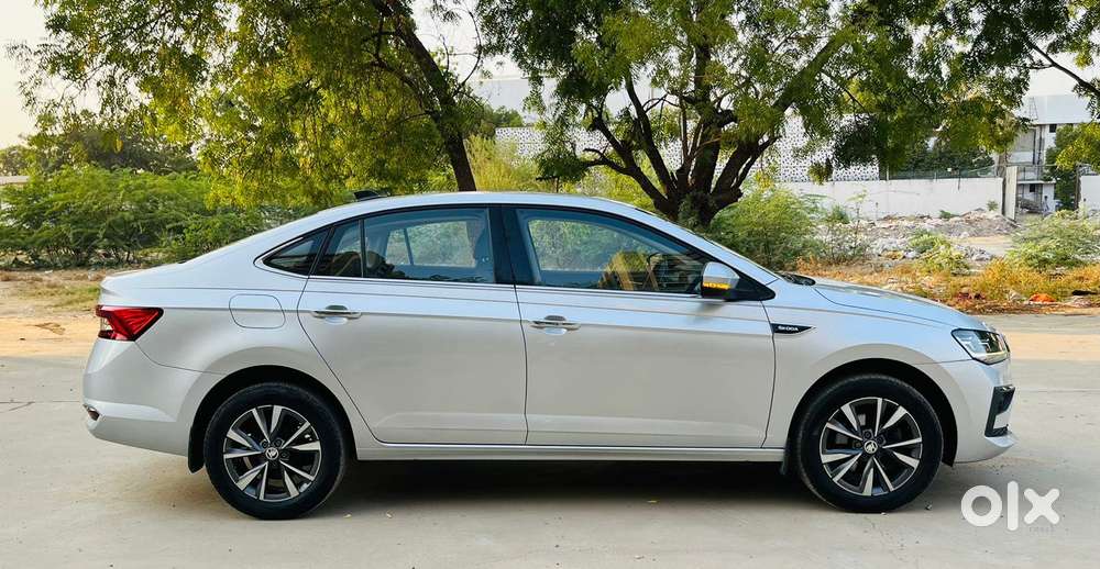 Skoda Slavia 1.0 Tsi Style At, 2024, Petrol