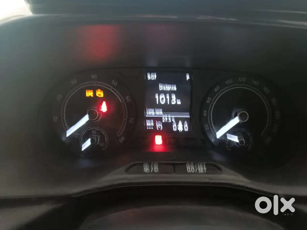 Skoda Kylaq Classic+at 2026 Petrol 1200 Km Driven
