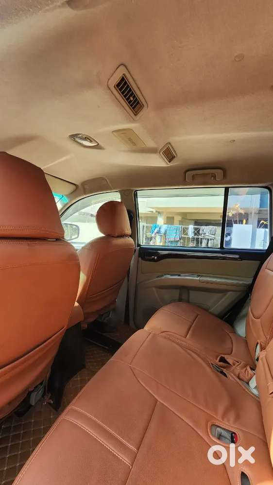 Mitsubishi Pajero Sport 2013 Variant