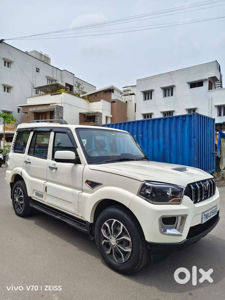 Mahindra Scorpio S6, 2017, Diesel