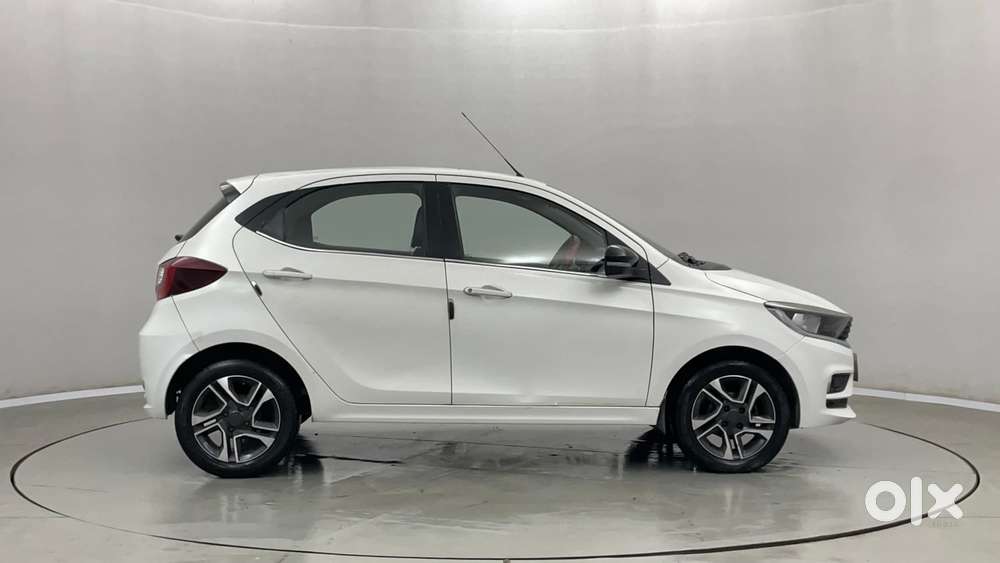 Tata Tiago Xza Plus, 2021, Petrol