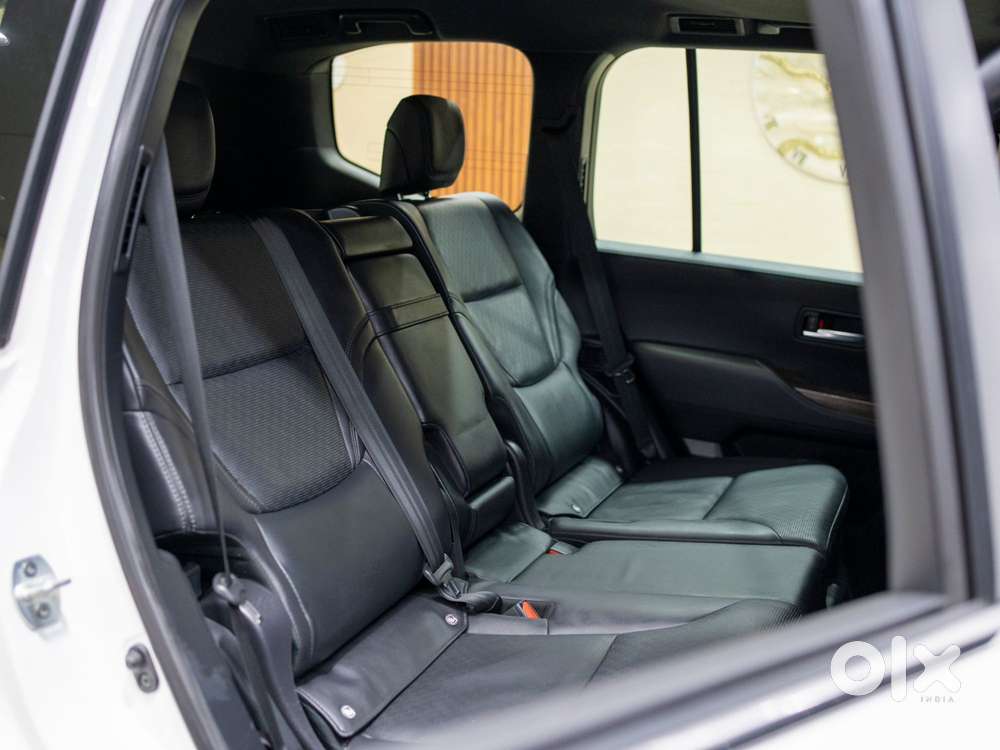 Toyota Land Cruiser 3.3 Zx Diesel, 2023, Diesel