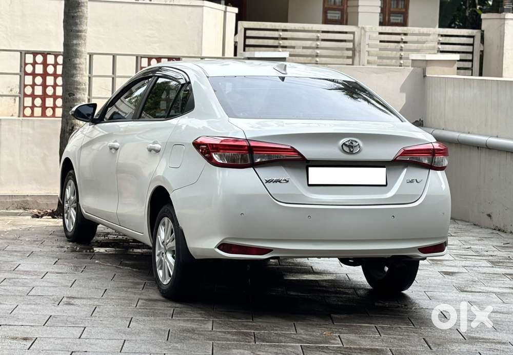 Toyota Yaris V, 2018, Petrol