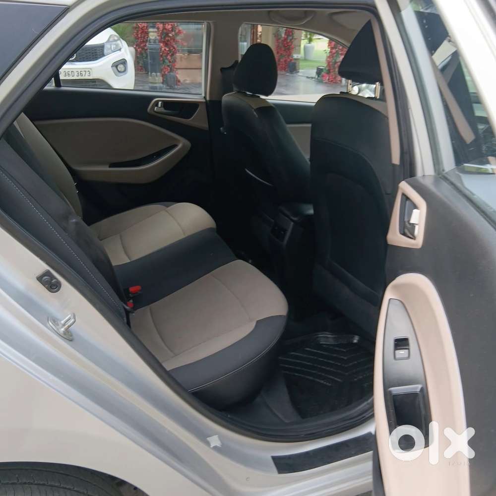 Hyundai I20 Sportz 1.2 Bs-iv, 2015, Petrol