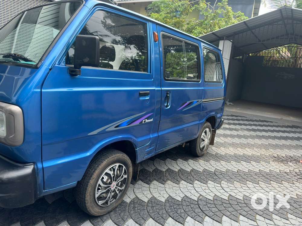 Maruti Suzuki Omni Mpfi 2011 Model Location : Kollam , Elampalloor
