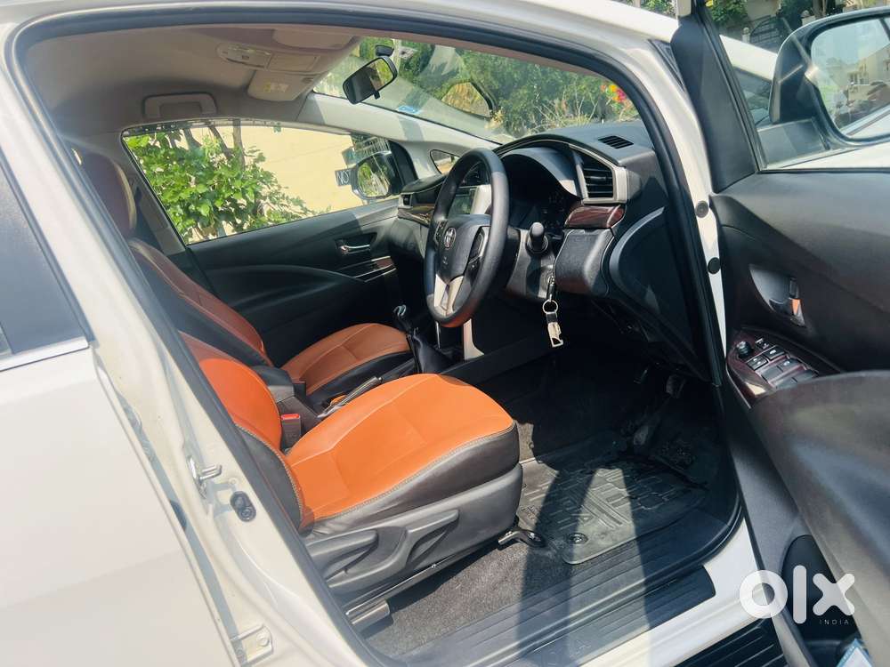 Toyota Innova Crysta 2.7 Gx Mt, 2019, Diesel