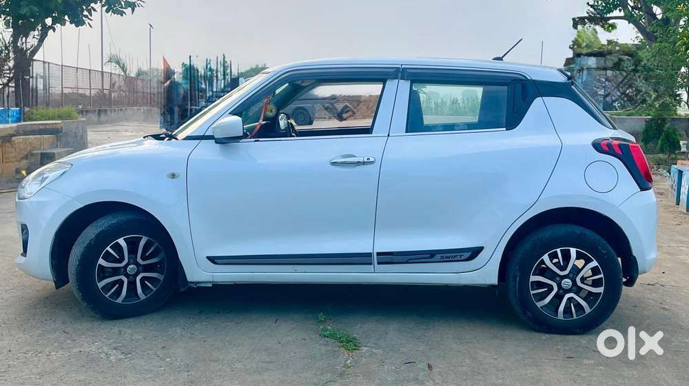 Maruti Suzuki Swift Lxi Optional-o, 2019, Petrol