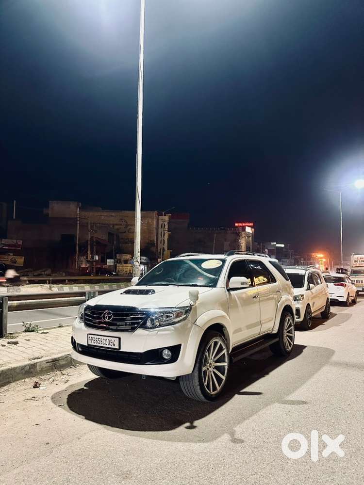 Toyota Fortuner Diesel 2012