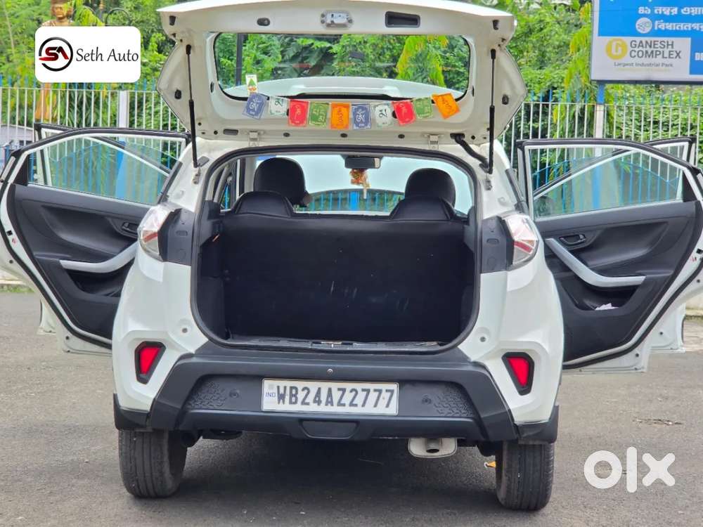 Tata Nexon 1.2 Revotron Xm (s), 2020, Petrol