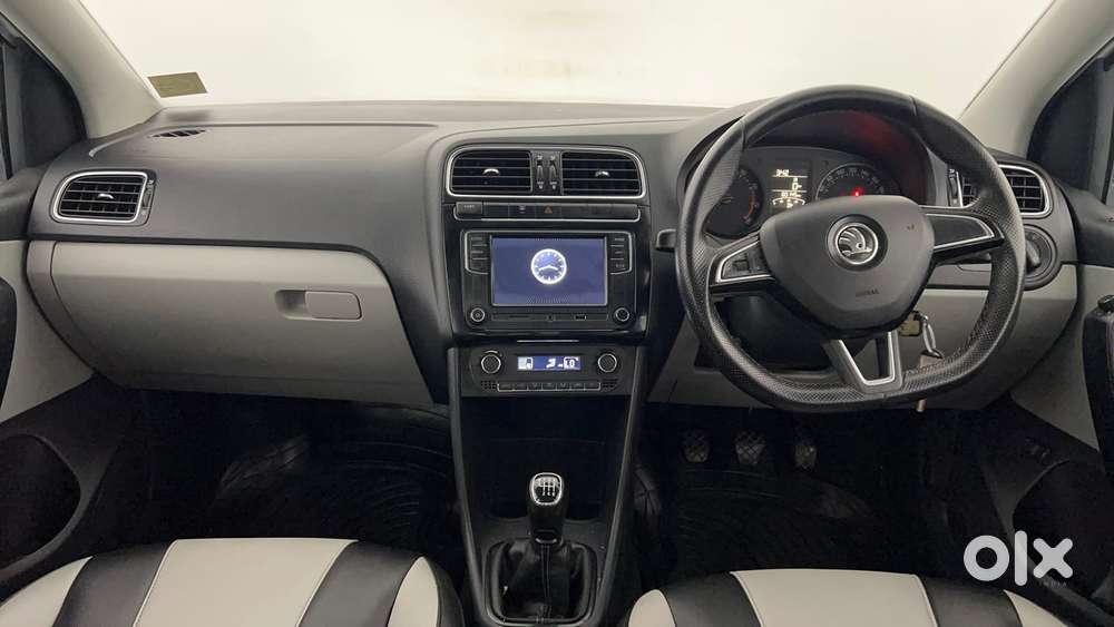 Skoda Rapid 1.0 Ambition Tsi, 2021, Petrol