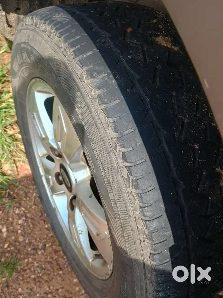 Mahindra Xuv500 2012 Diesel 270000 Km Driven