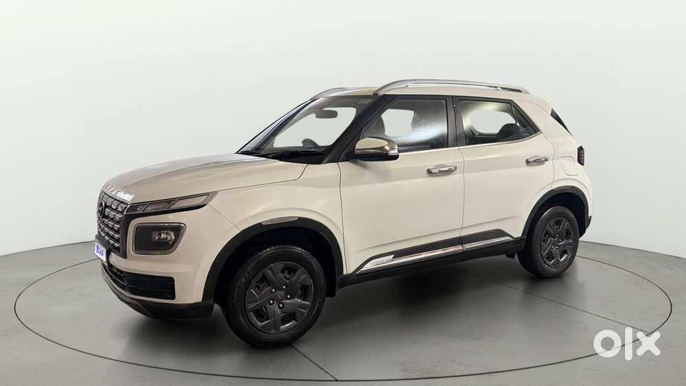 Hyundai Venue 1.2 S (o), 2023, Petrol