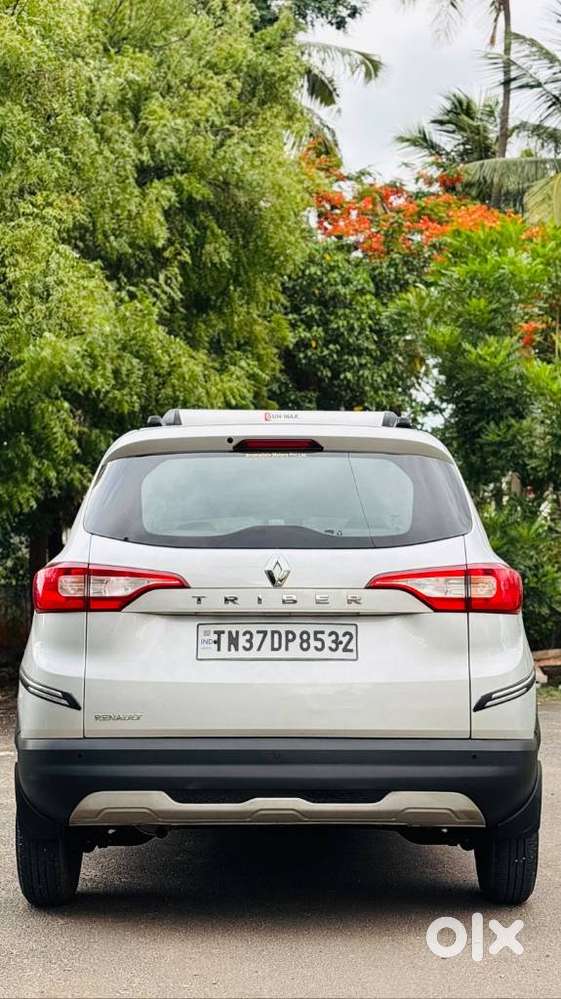 Renault Triber Rxt, 2023, Petrol