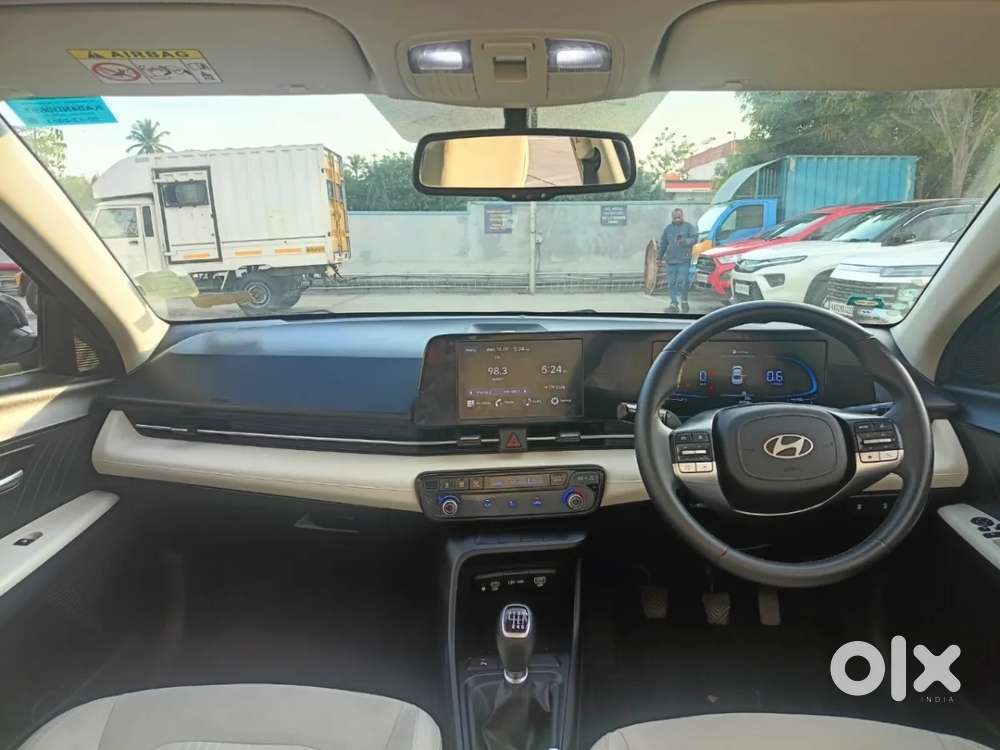 Hyundai Verna 1.5 Sx Petrol Mt, 2023, Petrol