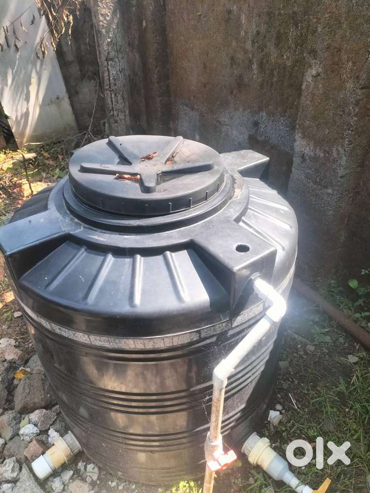 WATER TANK