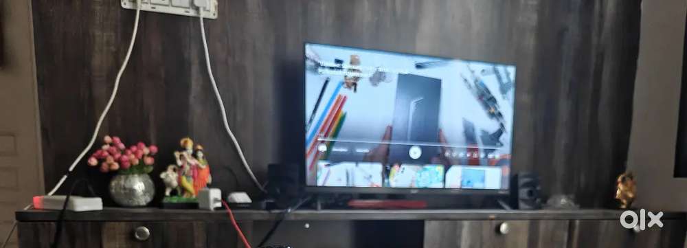 Acer QLED 32 inch TV 1.5gb RAM 16 GB storage
