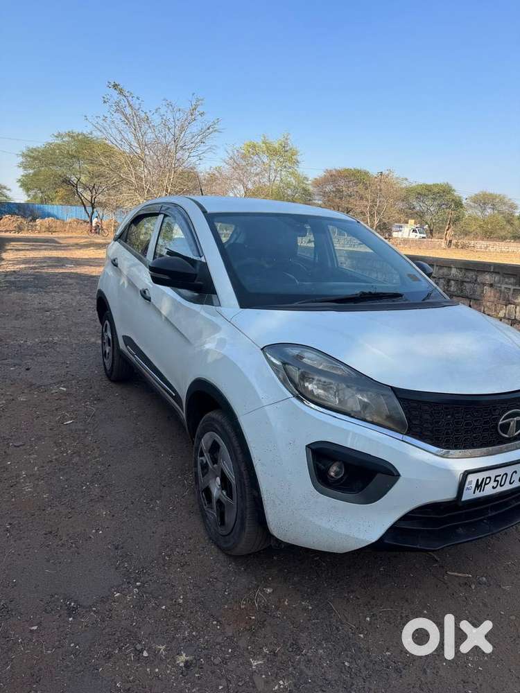 Tata Nexon 1.5 Revotorq Xm (s), 2020, Diesel