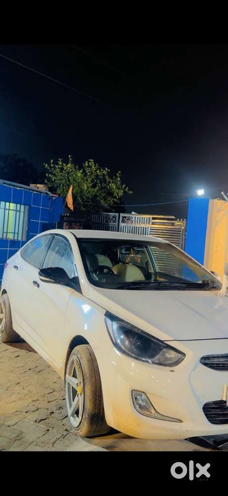 Hyundai Verna Petrol 2014