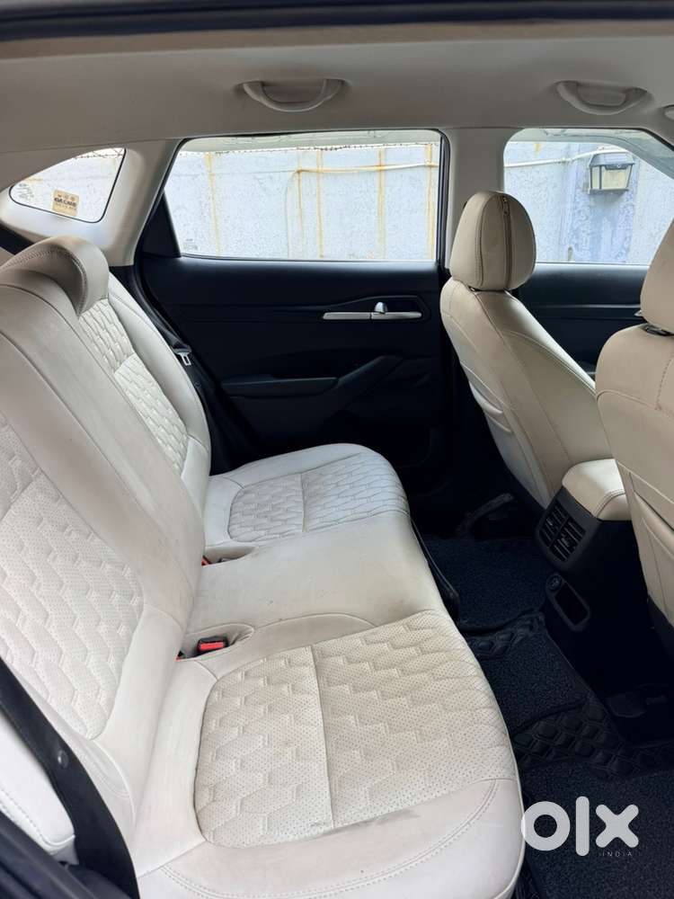 Kia Seltos Petrol 2021