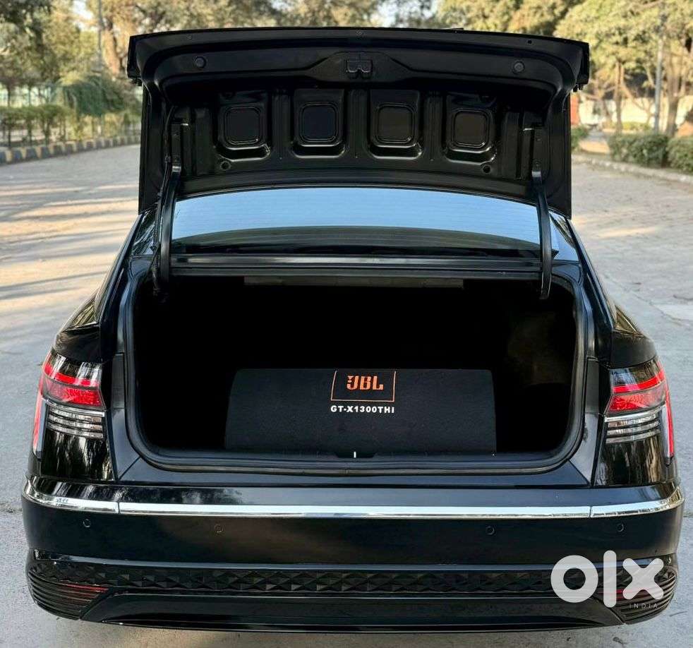 Hyundai Verna 1.5 Sx Petrol Mt, 2024, Petrol