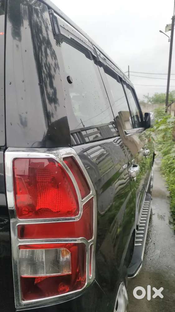 Mahindra Tuv 300 1.5 2019