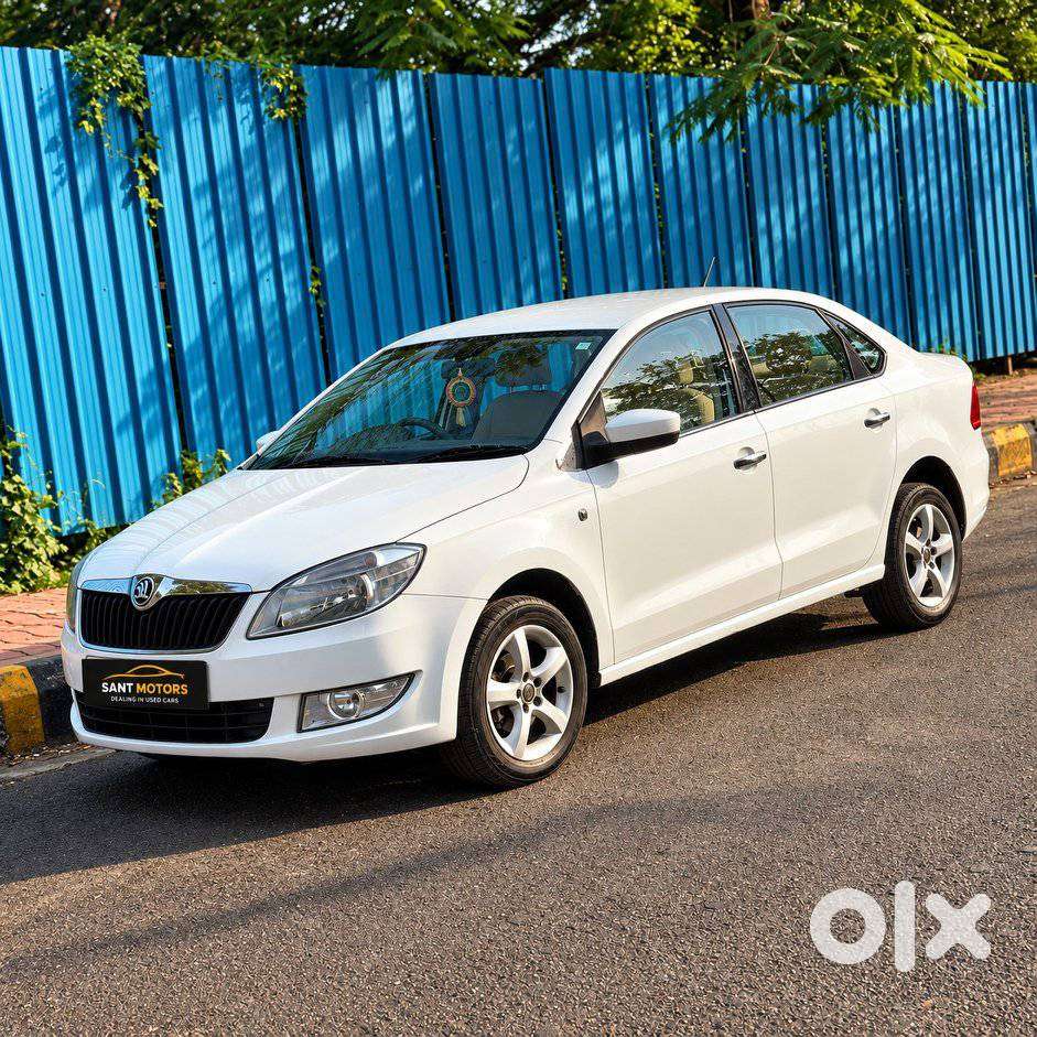 Skoda Rapid 1.6 Mpi Elegance, 2014, Petrol