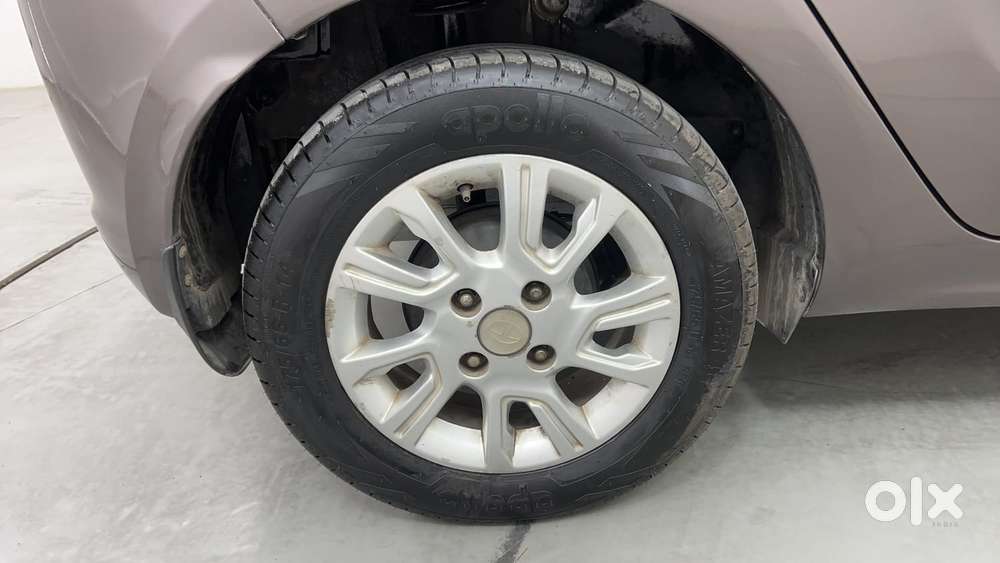 Tata Tiago Xz, 2017, Petrol