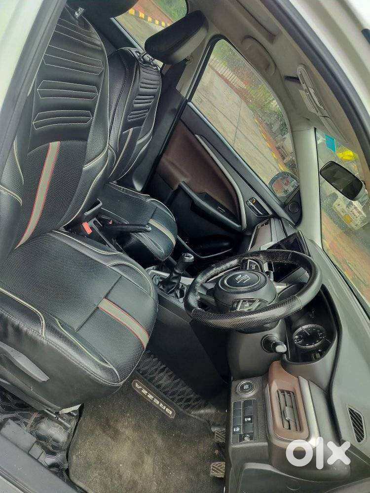 Maruti Suzuki Brezza 1.5 Zxi Smart Hybrid, 2024, Petrol