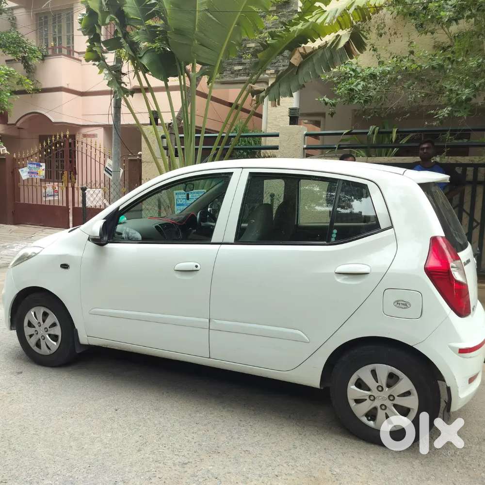 Hyundai I10 Sportz Petrol 2011