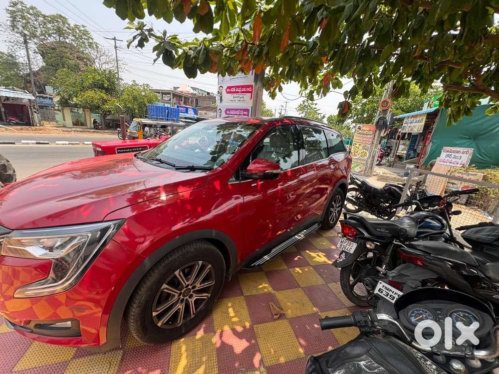 Mahindra Xuv700 Diesel 72000 Km Driven